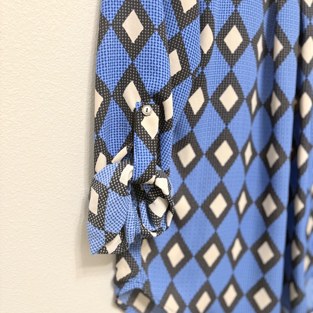 Papermoon Pleated Geometric Blouse Blue Black Cream Large EUC - Picture 3 of 9
